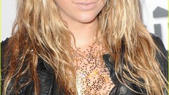 Celebrity kesha sebert