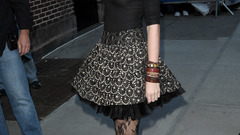 Celebrity singers blondes woman