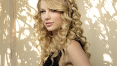Celebrity woman taylor swift