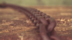 Chains depth of field