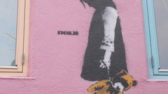 Children street art Dolk