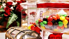 Chocolate roses chest Hearts Candies multicolor hello kitty 