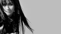 Christina aguilera red grey