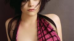 Christina ricci black hair
