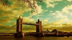Cityscapes London Bridges