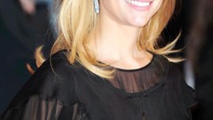 Claire danes nipples through clothing