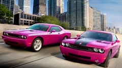 Classic dodge challenger Dodge Challenger SRT8