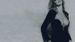 Claudia Schiffer grainy