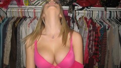 Cleavage BiBi Jones