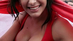 Cleavage Larissa Riquelme