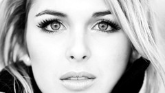 Close-up Kirsten Prout