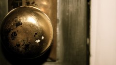 Close-up macro doors