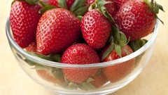 Close-up strawberries fruits bowl