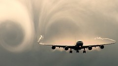 Clouds Aircraft landing contrails