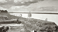 Clouds War high Resolution