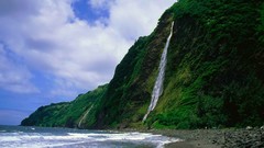 Coast Hawaii waterfalls valleys