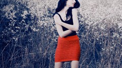 Cold woman brunettes models Sandy Manase