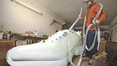 Commercial Jan Kriwol