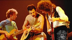 Concert guitars queen freddie mercury Brian May Queen music 