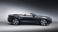 Convertible chevrolet camaro