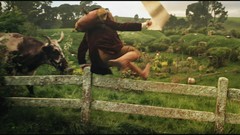 Cows fences jumping The Hobbit Bilbo Baggins screenshots 