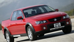 Cross cars Holden sports cars