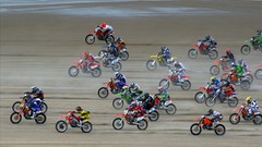 Cross races motorbikes
