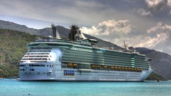 Cruise ship