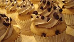 Cupcakes desserts icing