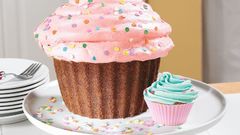 Cupcakes sprinkles icing