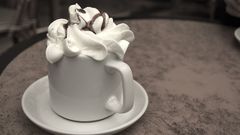 Cups cream