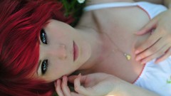 Daisies woman redheads PenMint