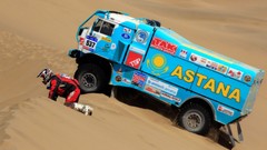 Dakar rally cars
