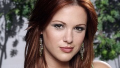 Danneel Harris earrings faces