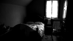 Dark beds Noir monochrome