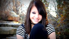 Dark blue eyes brunettes