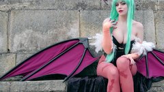 Darkstalkers woman cosplay Morrigan