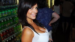 Denise milani cleavage