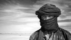 Deserts grayscale monochrome portraits