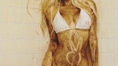 Dirty white woman blondes bikini chocolate covered Heidi Montag