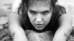 Dominique Swain portraits