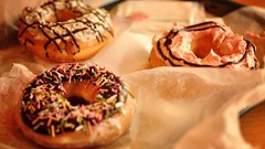 Donuts macro depth of