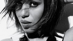 Dress August fashion USA Actress lipstick brown eyes brunettes 