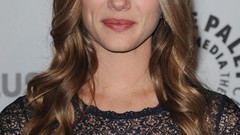 Dress blondes Tracy Spiridakos