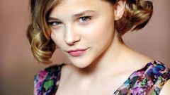 Dress green eyes chloe