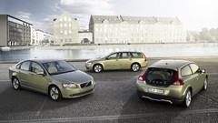 Drive cars Volvo vehicles