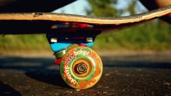 Drive wheel roller skate