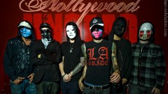 Drop some Hollywood Undead