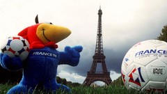 Eiffel Tower France French Balloons soccer 1998 mascot roosters 