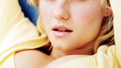 Elisha cuthbert blue eyes